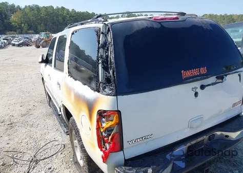 2005 GMC Yukon Slt z USA, uszkodzony, nr VIN 1GKEC13T35J215225